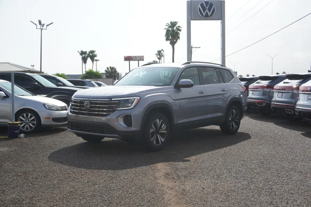 2025 Volkswagen Atlas 2.0T SE