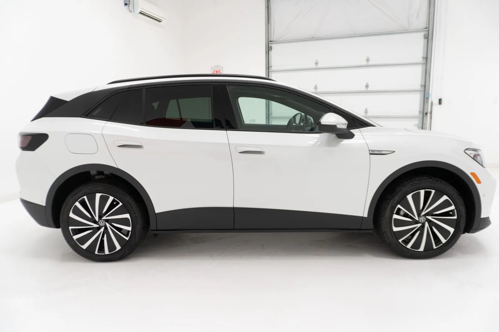 2025 Volkswagen ID.4 Pro