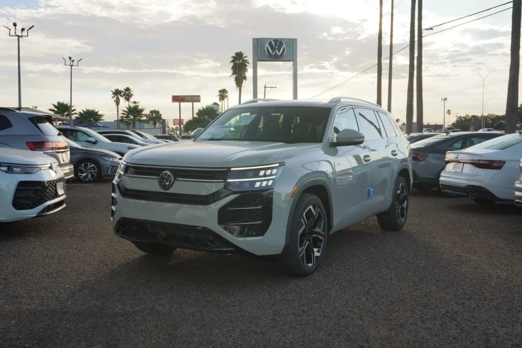2027 Volkswagen Atlas SEL Premium R-Line
