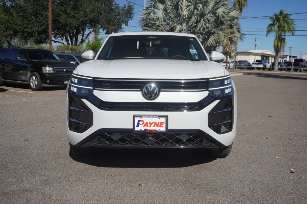 2027 Volkswagen Atlas SEL Premium R-Line
