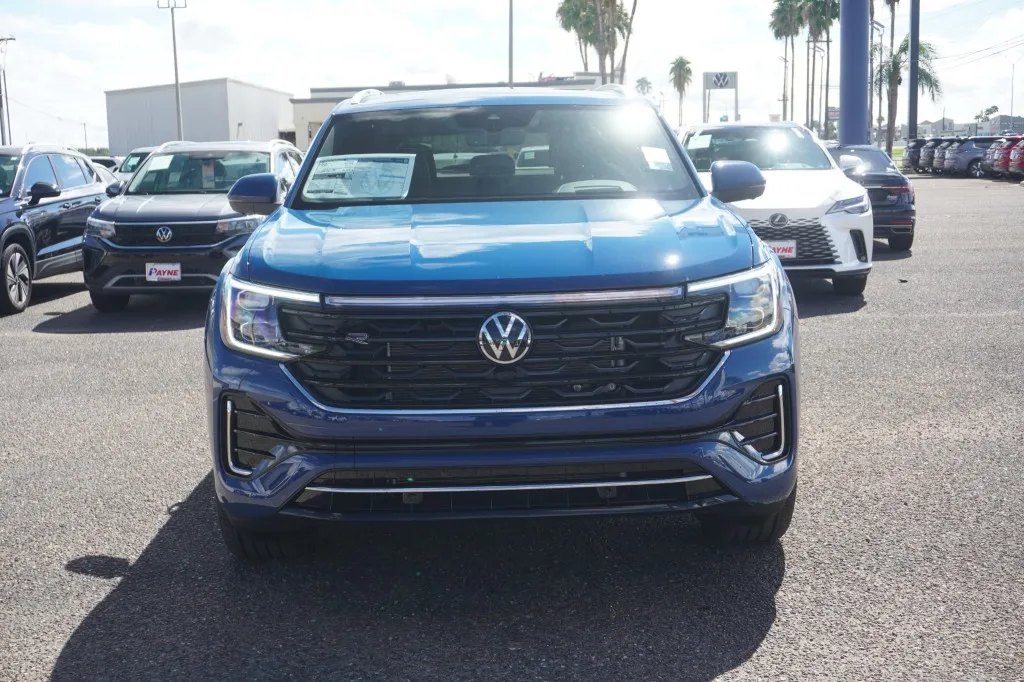 2026 Volkswagen Atlas Cross Sport 2.0T SEL Premium R-Line 2026 Volkswagen Atlas Cross Sport 2.0T SEL Premium R-Line