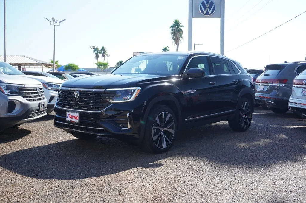 2026 Volkswagen Atlas Cross Sport 2.0T SEL Premium R-Line