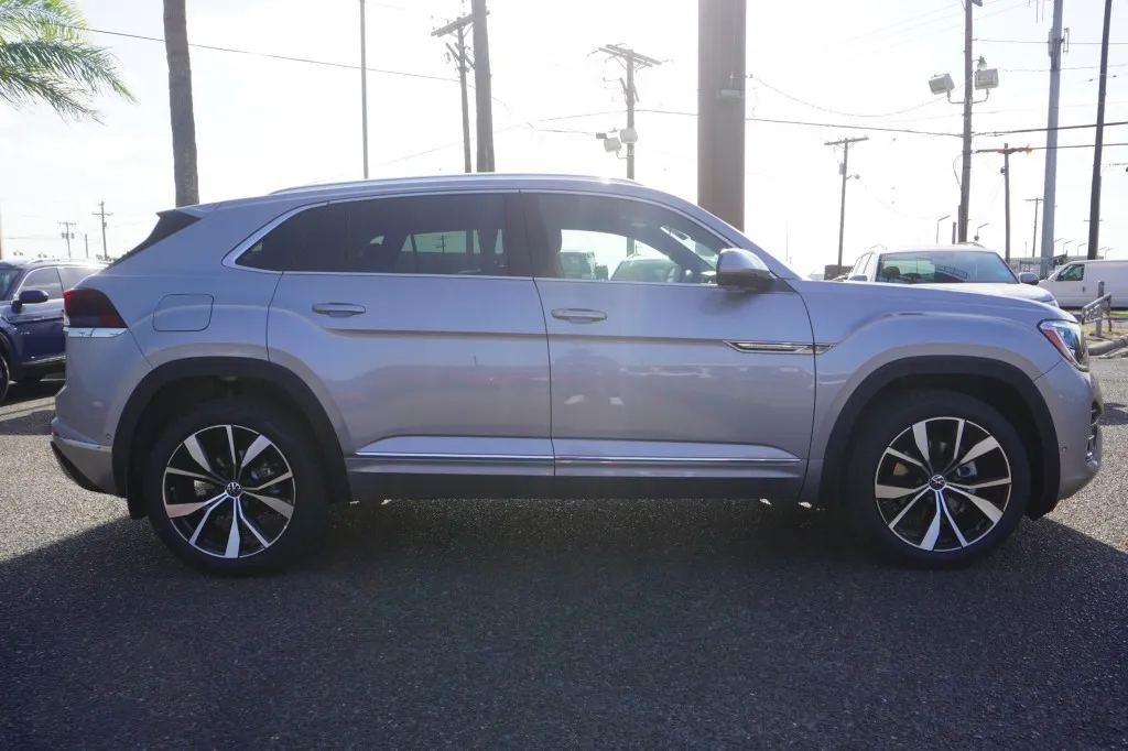 2026 Volkswagen Atlas Cross Sport 2.0T SEL Premium R-Line 2026 Volkswagen Atlas Cross Sport 2.0T SEL Premium R-Line