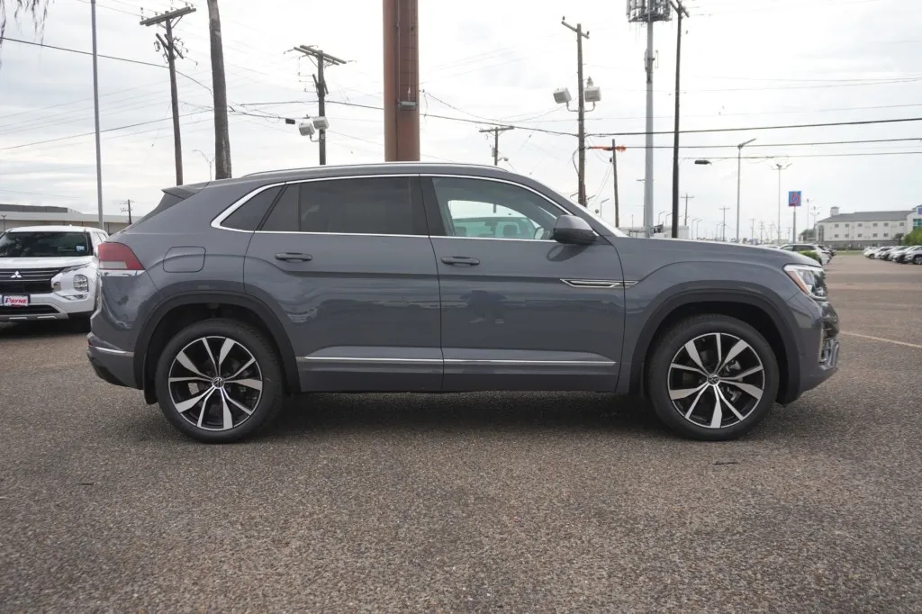 2026 Volkswagen Atlas Cross Sport 2.0T SEL Premium R-Line
