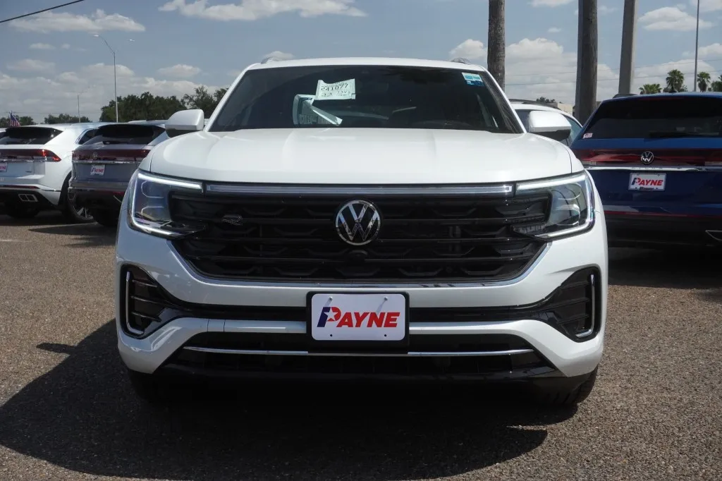 2026 Volkswagen Atlas Cross Sport 2.0T SEL Premium R-Line