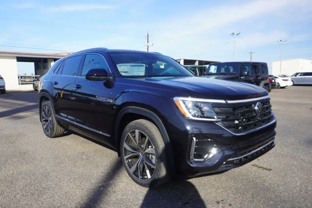 2026 Volkswagen Atlas Cross Sport 2.0T SEL Premium R-Line 2026 Volkswagen Atlas Cross Sport 2.0T SEL Premium R-Line