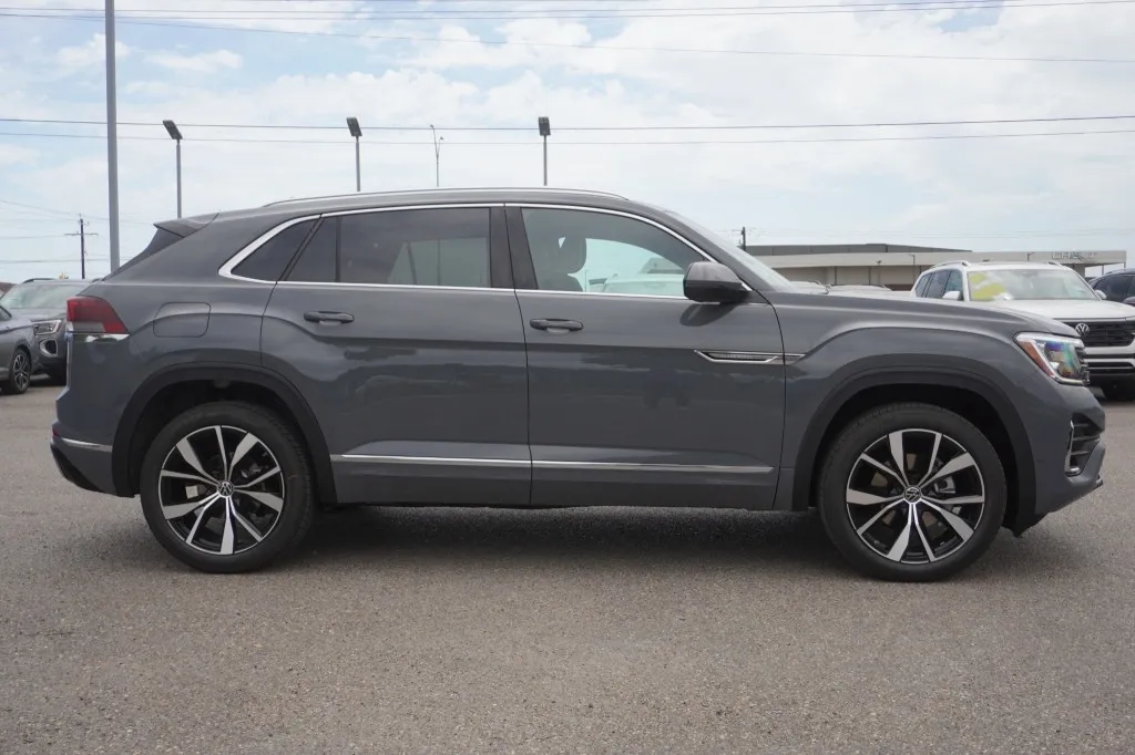 2026 Volkswagen Atlas Cross Sport 2.0T SEL Premium R-Line 2026 Volkswagen Atlas Cross Sport 2.0T SEL Premium R-Line