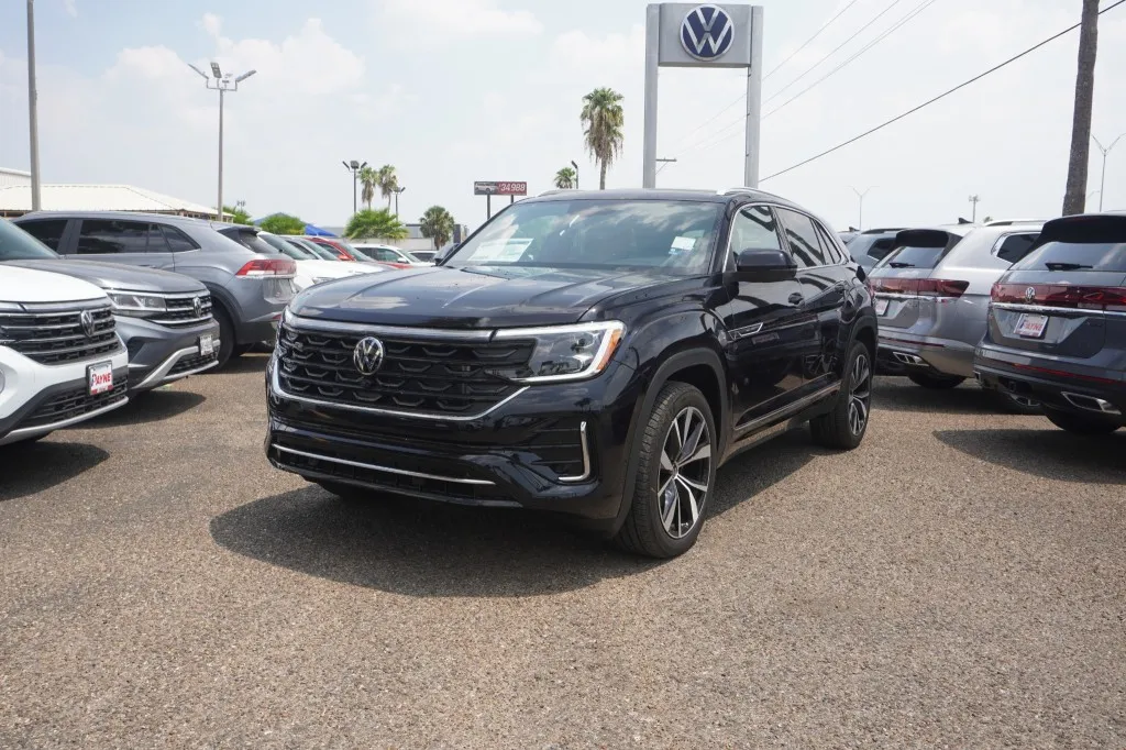 2026 Volkswagen Atlas Cross Sport 2.0T SEL Premium R-Line