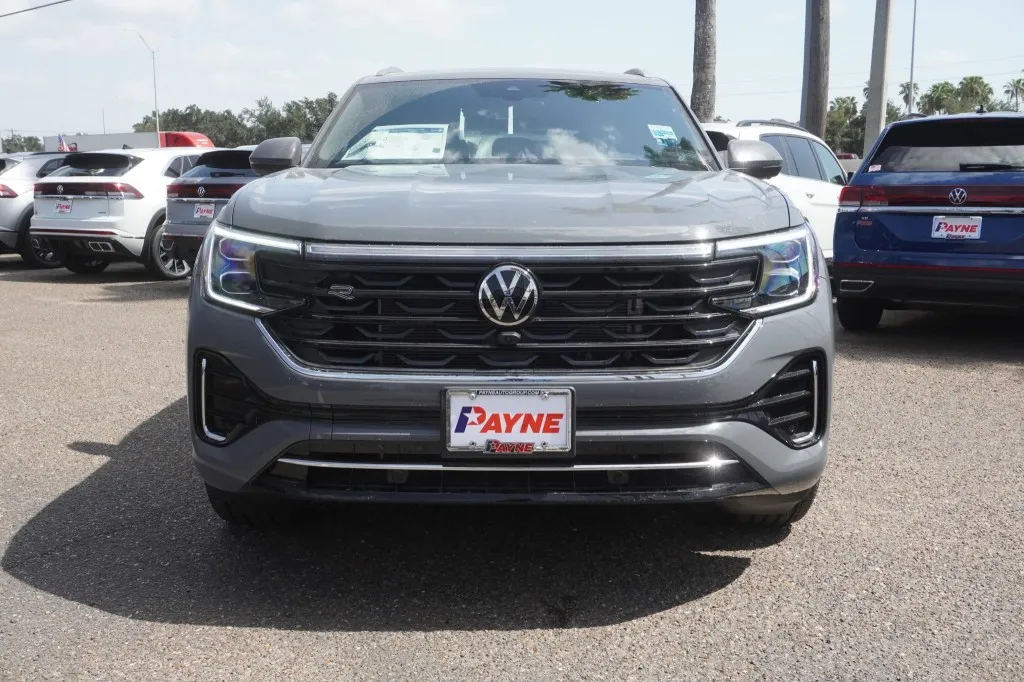 2026 Volkswagen Atlas Cross Sport 2.0T SEL Premium R-Line