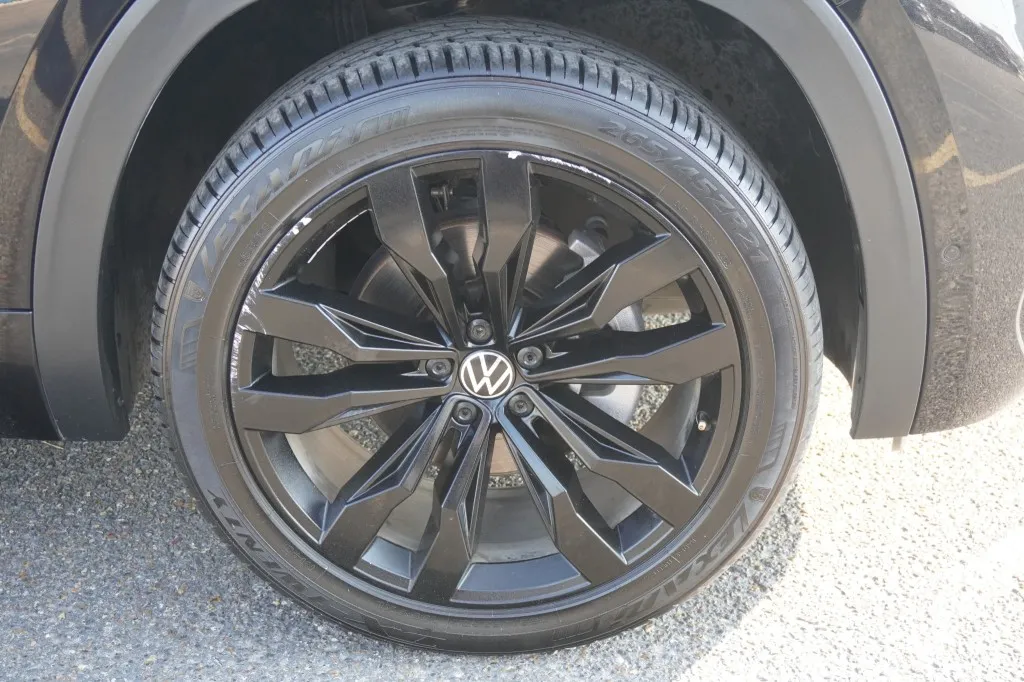 2023 Volkswagen Atlas Cross Sport 3.6L V6 SEL Premium R-Line 2023 Volkswagen Atlas Cross Sport 3.6L V6 SEL Premium R-Line