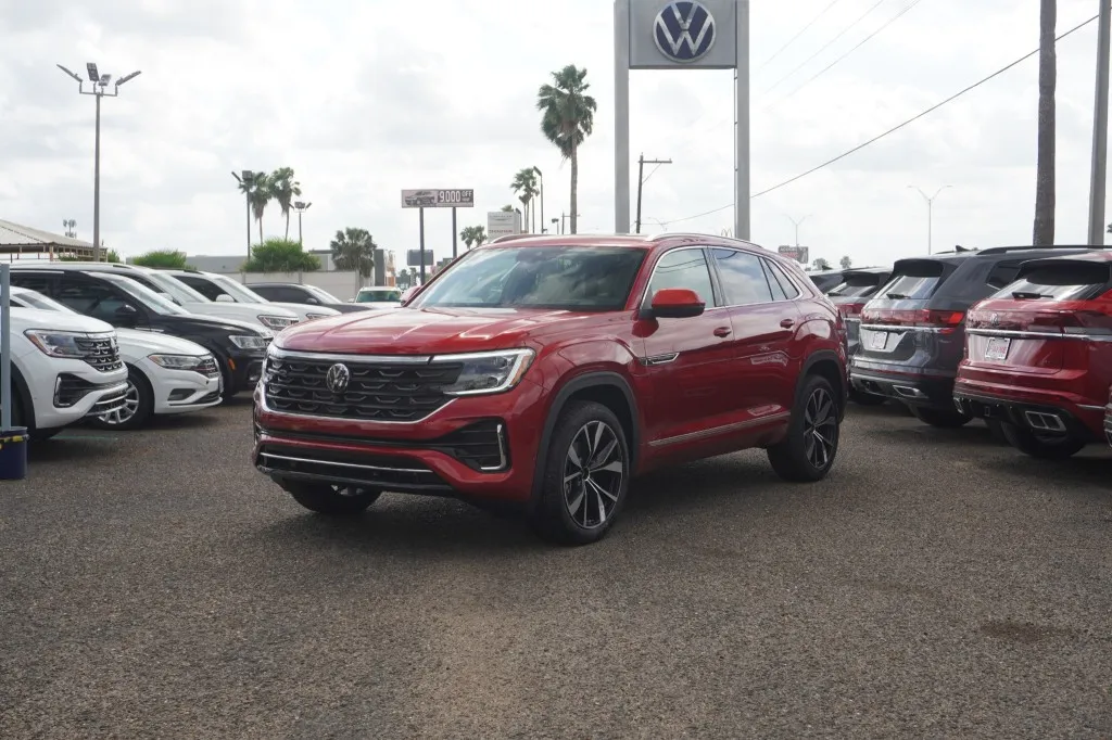 2025 Volkswagen Atlas Cross Sport 2.0T SEL Premium R-Line