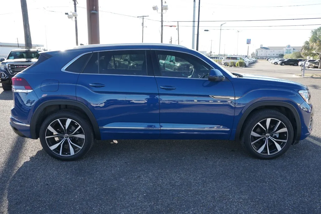 2025 Volkswagen Atlas Cross Sport 2.0T SEL Premium R-Line 2025 Volkswagen Atlas Cross Sport 2.0T SEL Premium R-Line