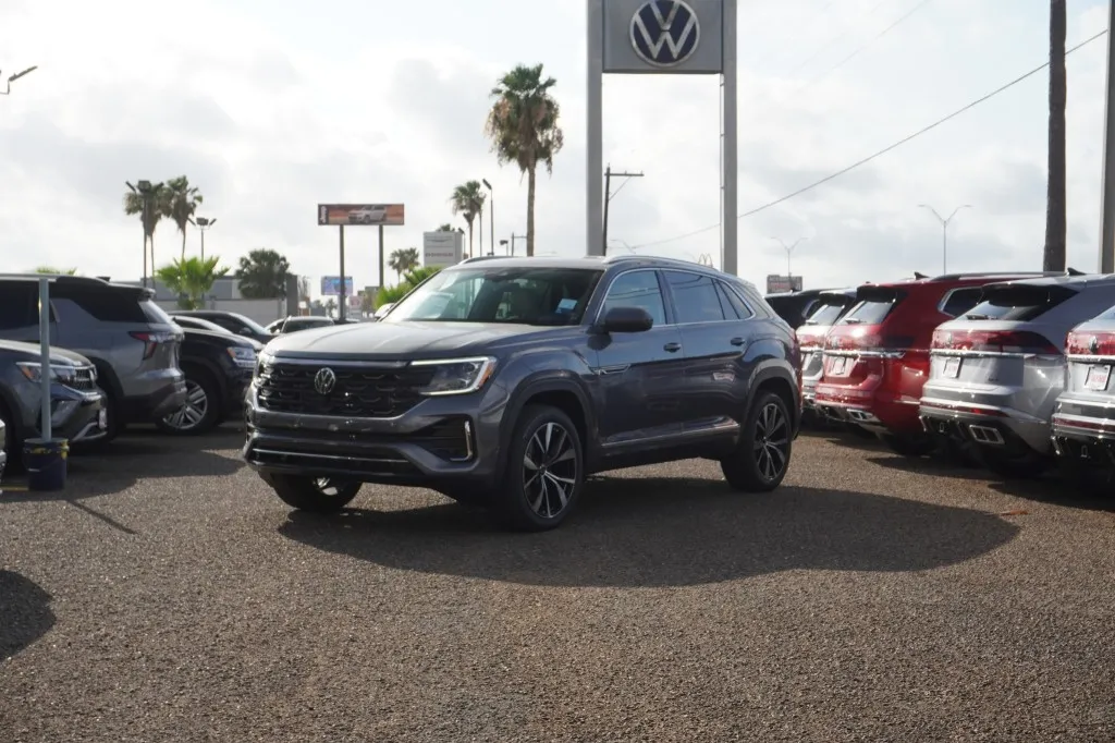 2025 Volkswagen Atlas Cross Sport 2.0T SEL Premium R-Line