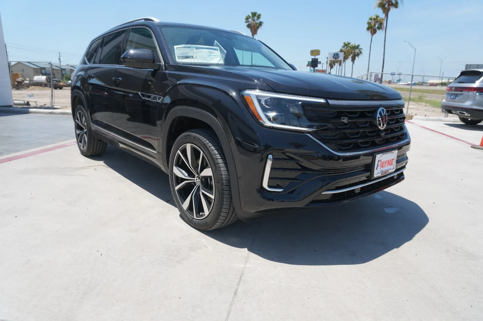 2026 Volkswagen Atlas 2.0T SEL Premium R-Line 2026 Volkswagen Atlas 2.0T SEL Premium R-Line