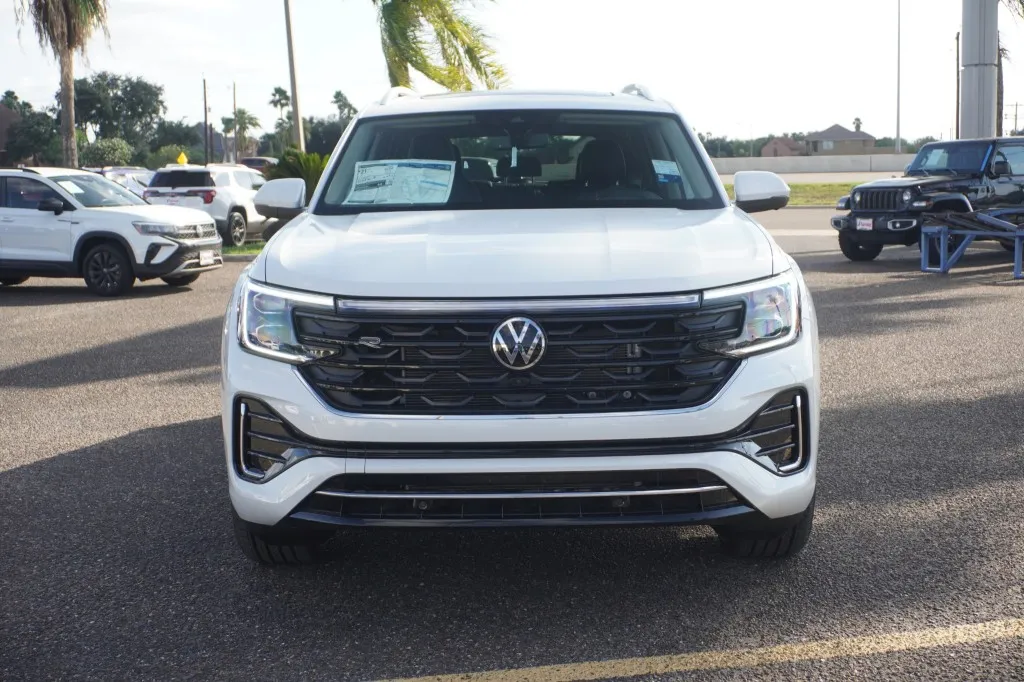 2026 Volkswagen Atlas 2.0T SEL Premium R-Line 2026 Volkswagen Atlas 2.0T SEL Premium R-Line