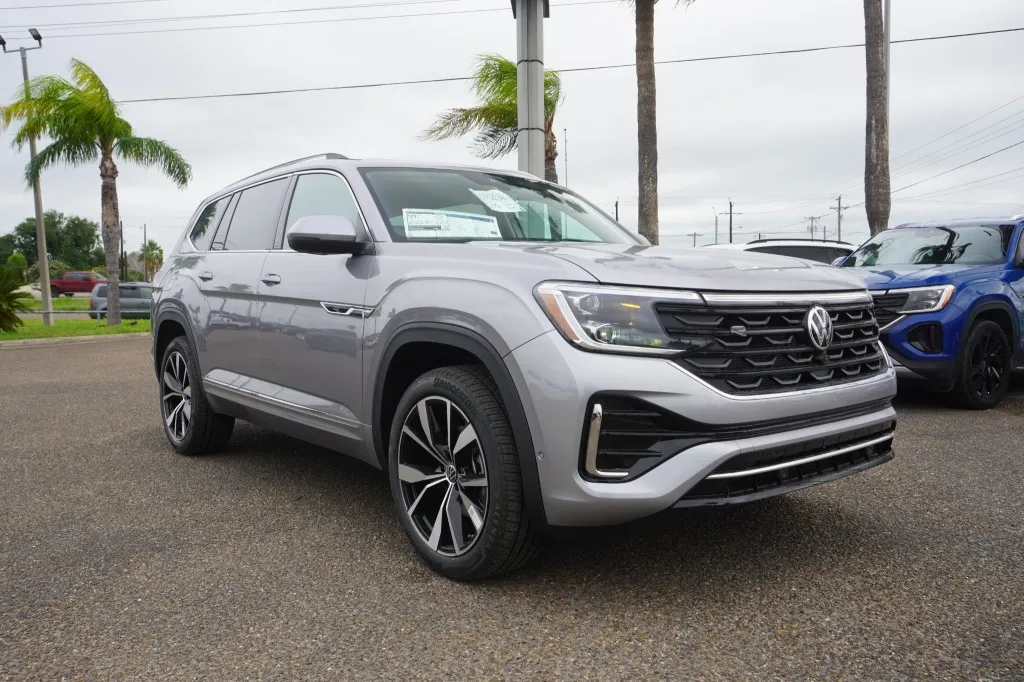 2026 Volkswagen Atlas 2.0T SEL Premium R-Line