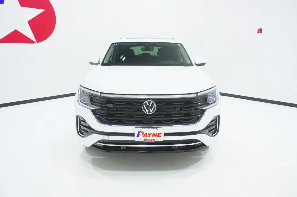 2025 Volkswagen Atlas 2.0T SEL Premium R-Line 2025 Volkswagen Atlas 2.0T SEL Premium R-Line