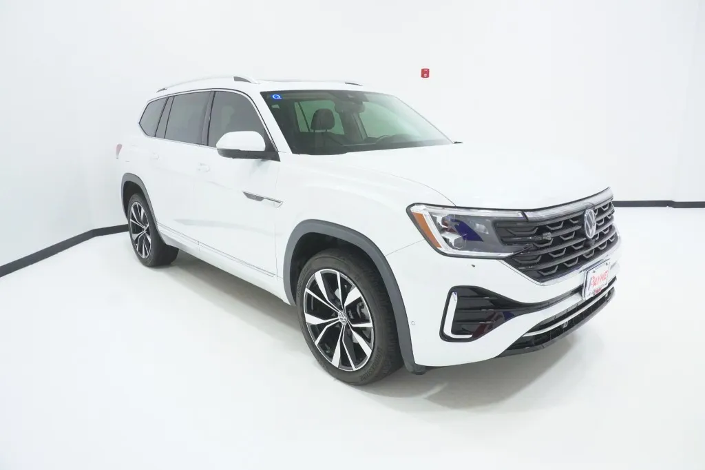 2025 Volkswagen Atlas 2.0T SEL Premium R-Line 2025 Volkswagen Atlas 2.0T SEL Premium R-Line