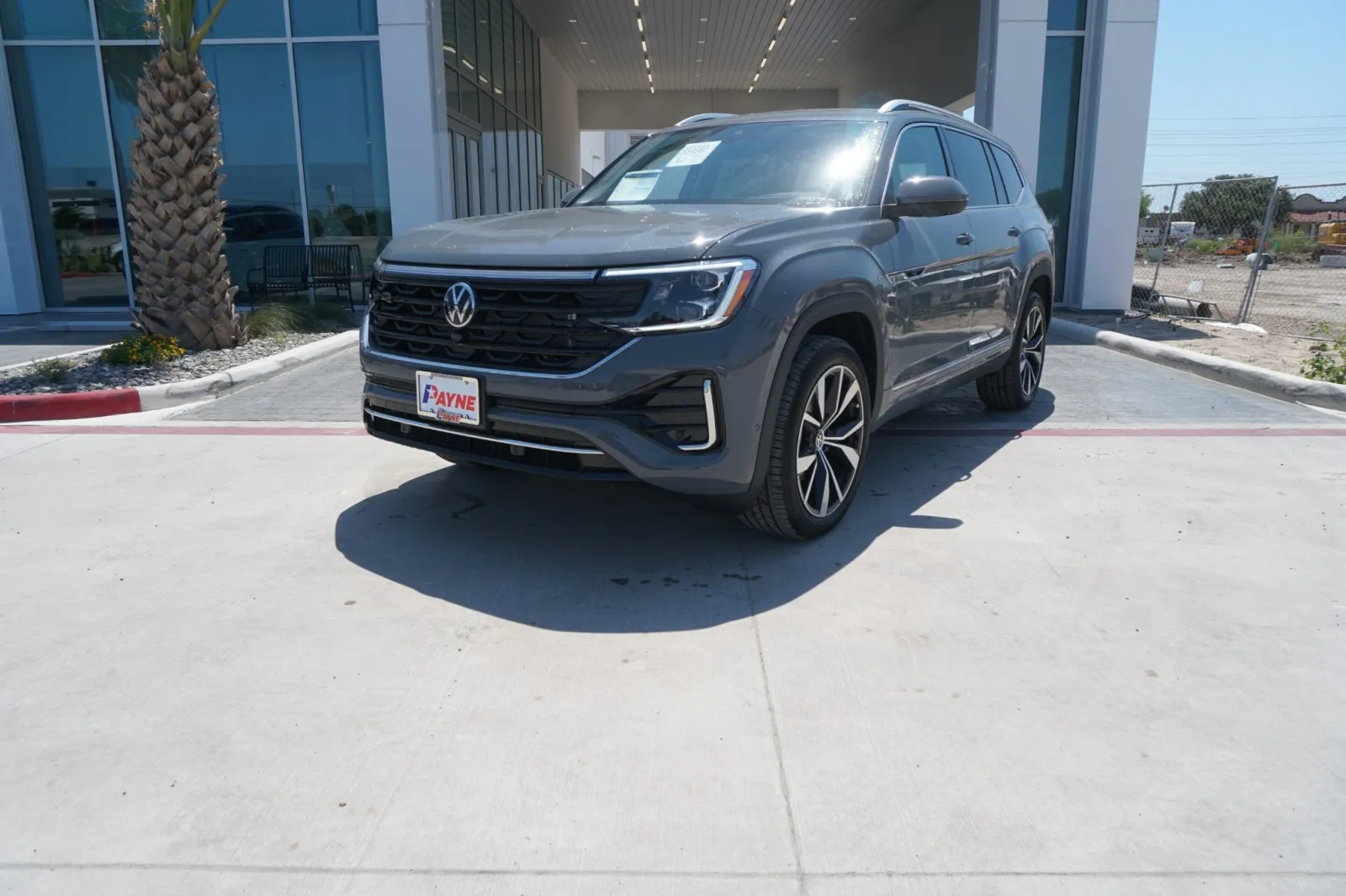 2025 Volkswagen Atlas 2.0T SEL Premium R-Line