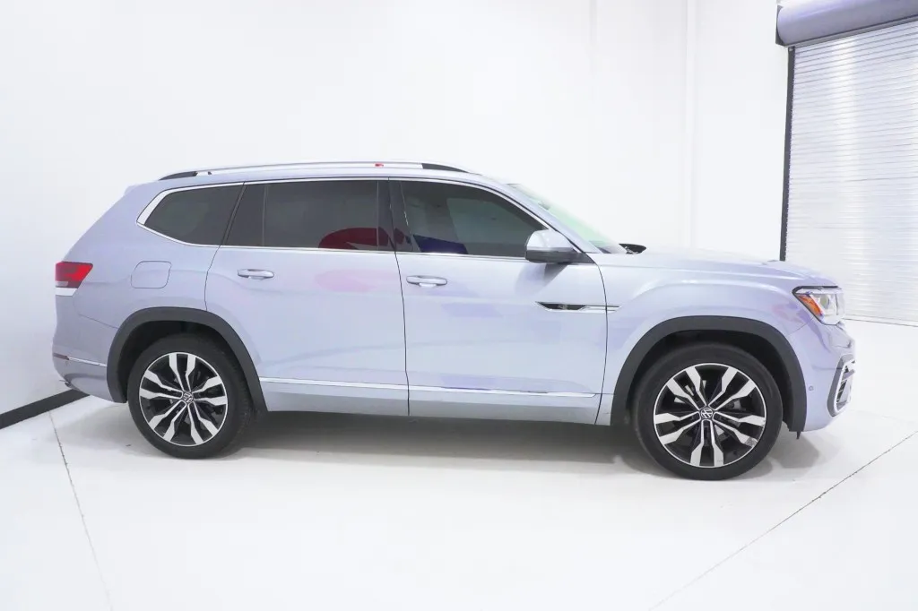 2022 Volkswagen Atlas 3.6L V6 SEL Premium R-Line 2022 Volkswagen Atlas 3.6L V6 SEL Premium R-Line