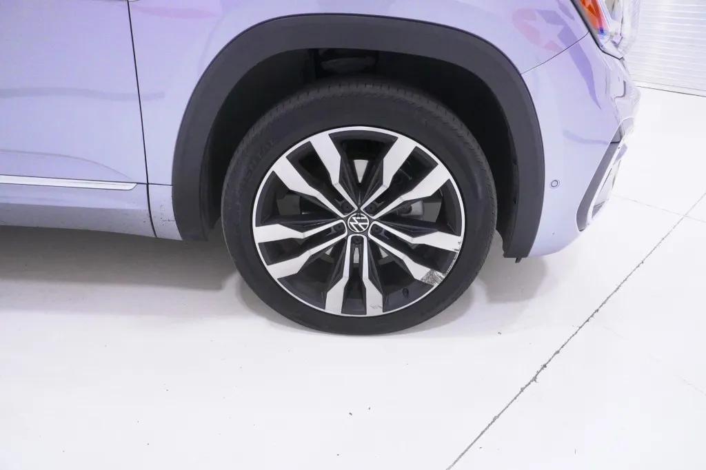 2022 Volkswagen Atlas 3.6L V6 SEL Premium R-Line 2022 Volkswagen Atlas 3.6L V6 SEL Premium R-Line