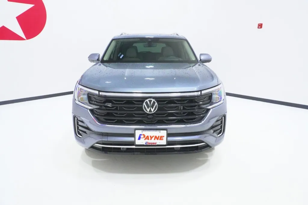 2025 Volkswagen Atlas 2.0T SEL Premium R-Line