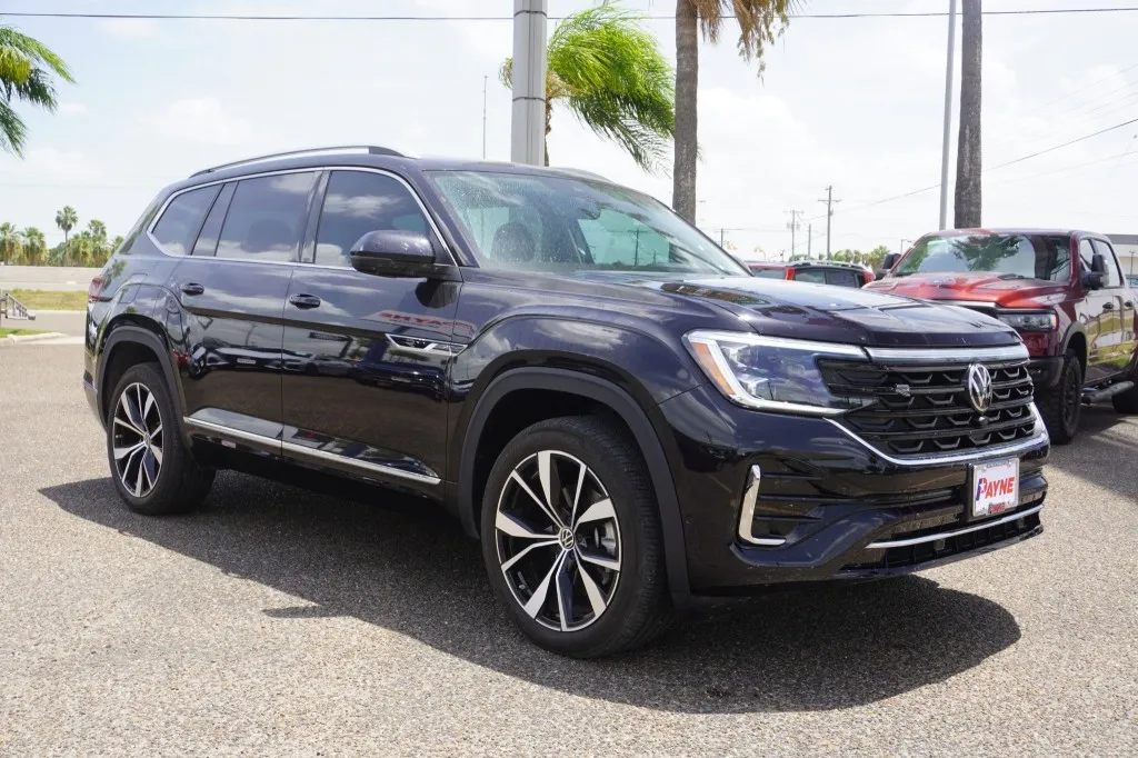 2025 Volkswagen Atlas 2.0T SEL Premium R-Line