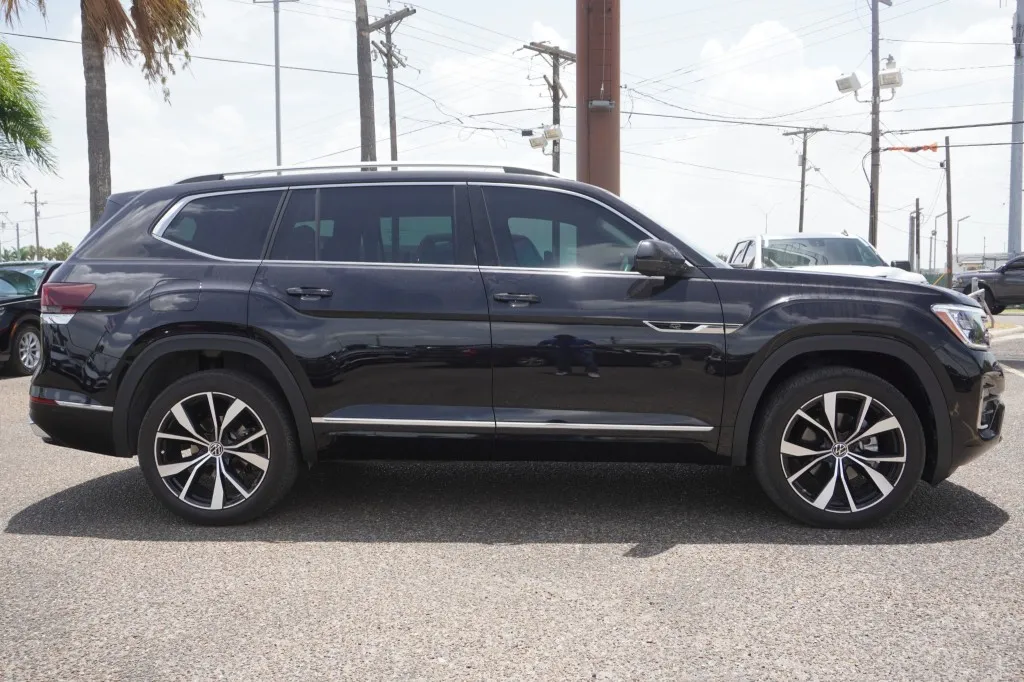 2025 Volkswagen Atlas 2.0T SEL Premium R-Line