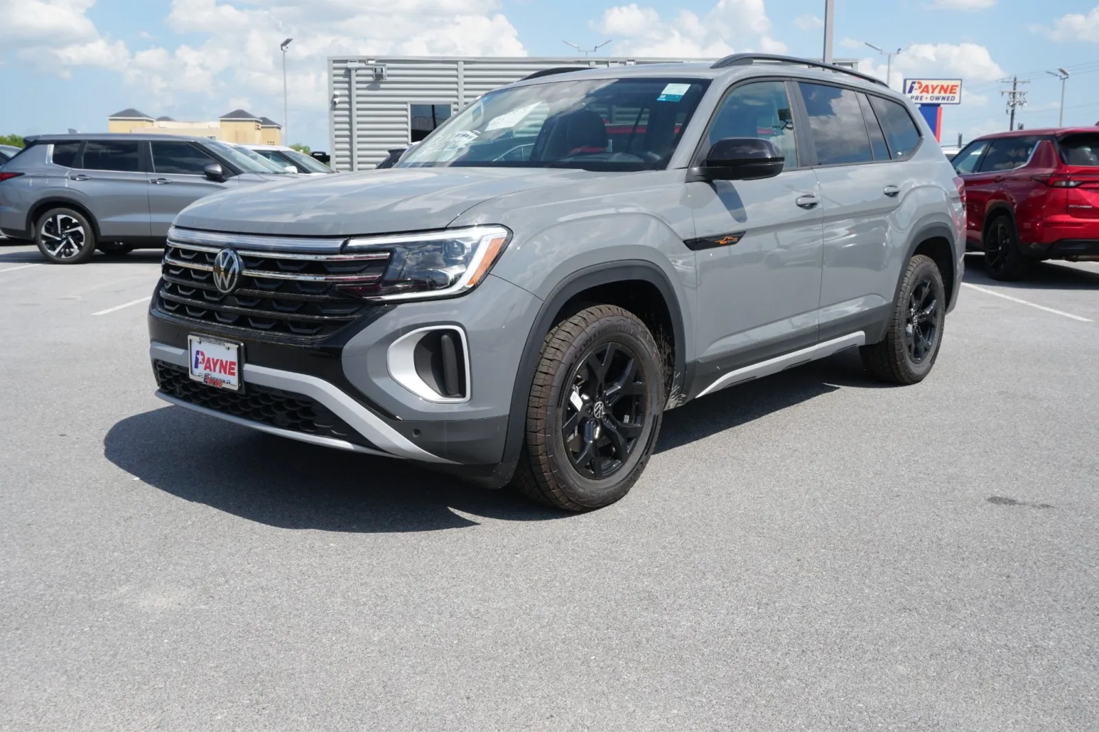 2024 Volkswagen Atlas 2.0T Peak Edition SEL