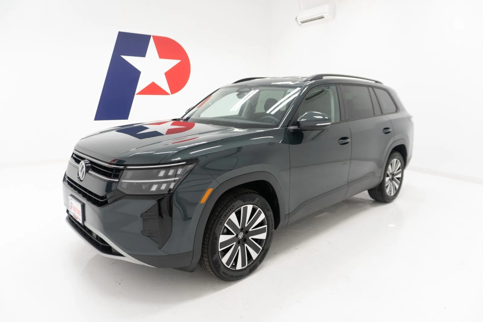 2027 Volkswagen Atlas SE w/Technology