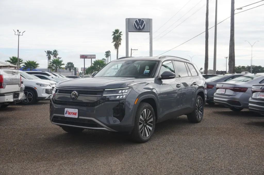 2027 Volkswagen Atlas SE w/Technology