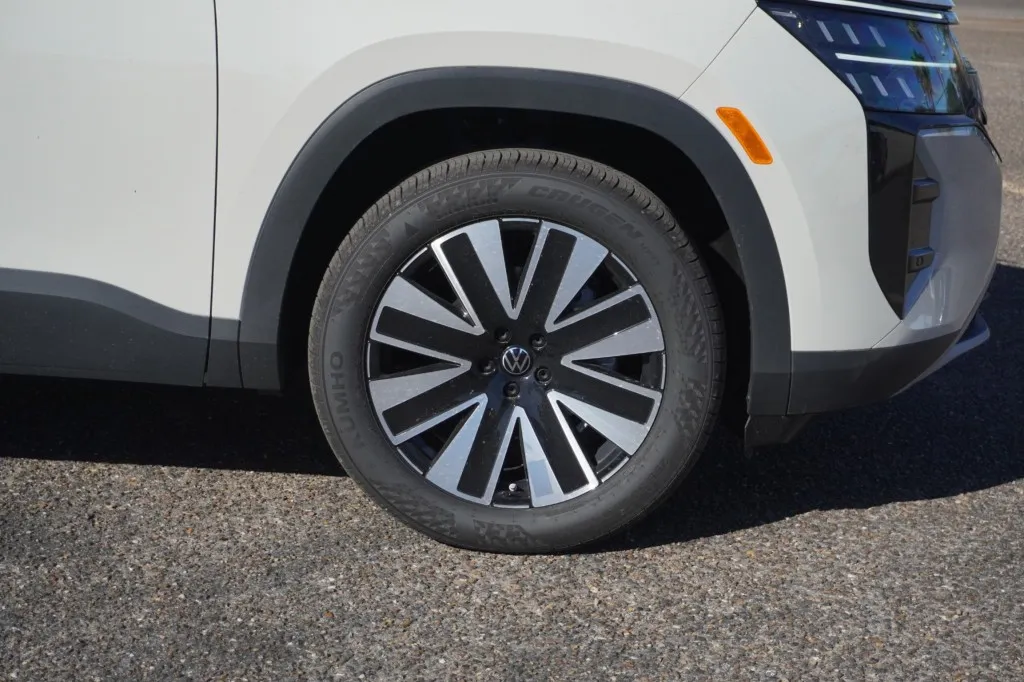 2027 Volkswagen Atlas SE w/Technology 2027 Volkswagen Atlas SE w/Technology