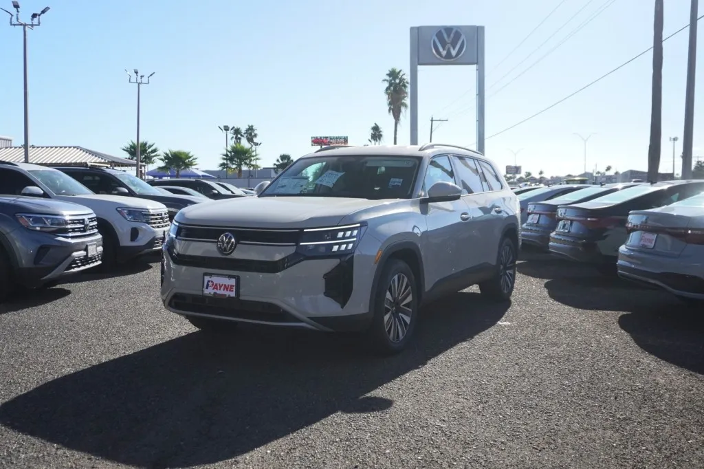 2027 Volkswagen Atlas SE w/Technology