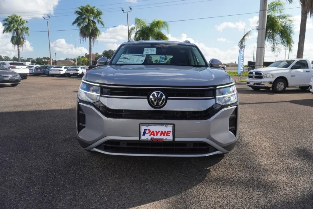 2027 Volkswagen Atlas SE w/Technology