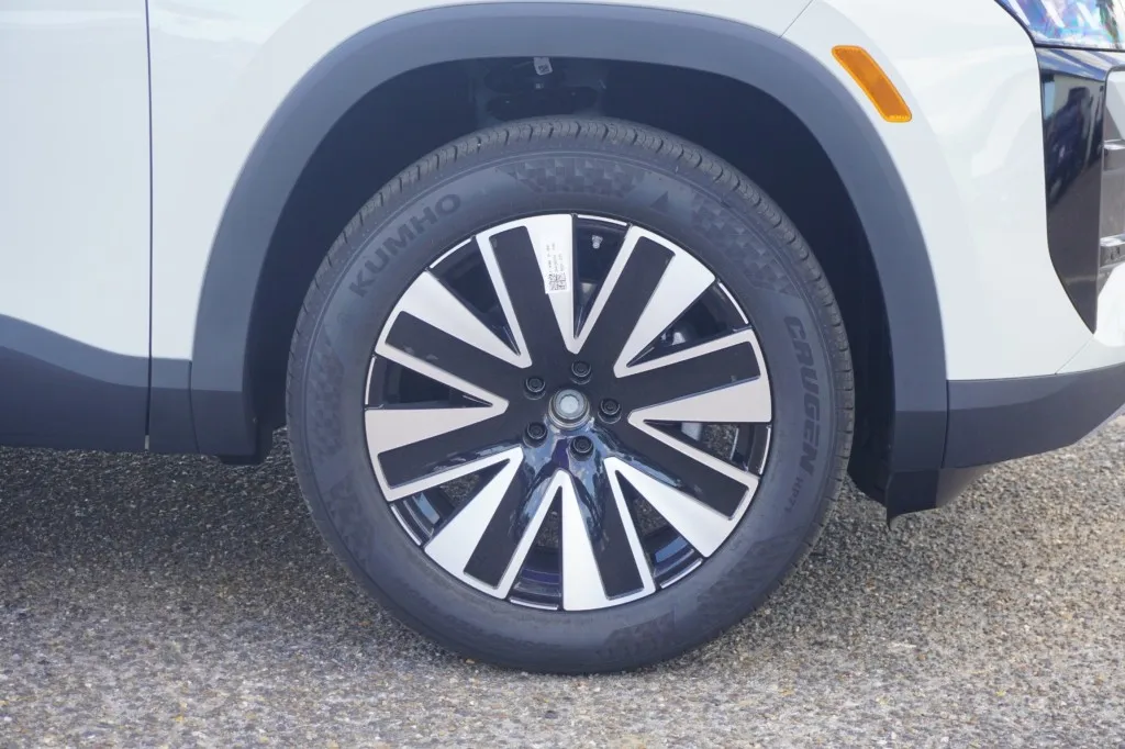 2027 Volkswagen Atlas SE w/Technology
