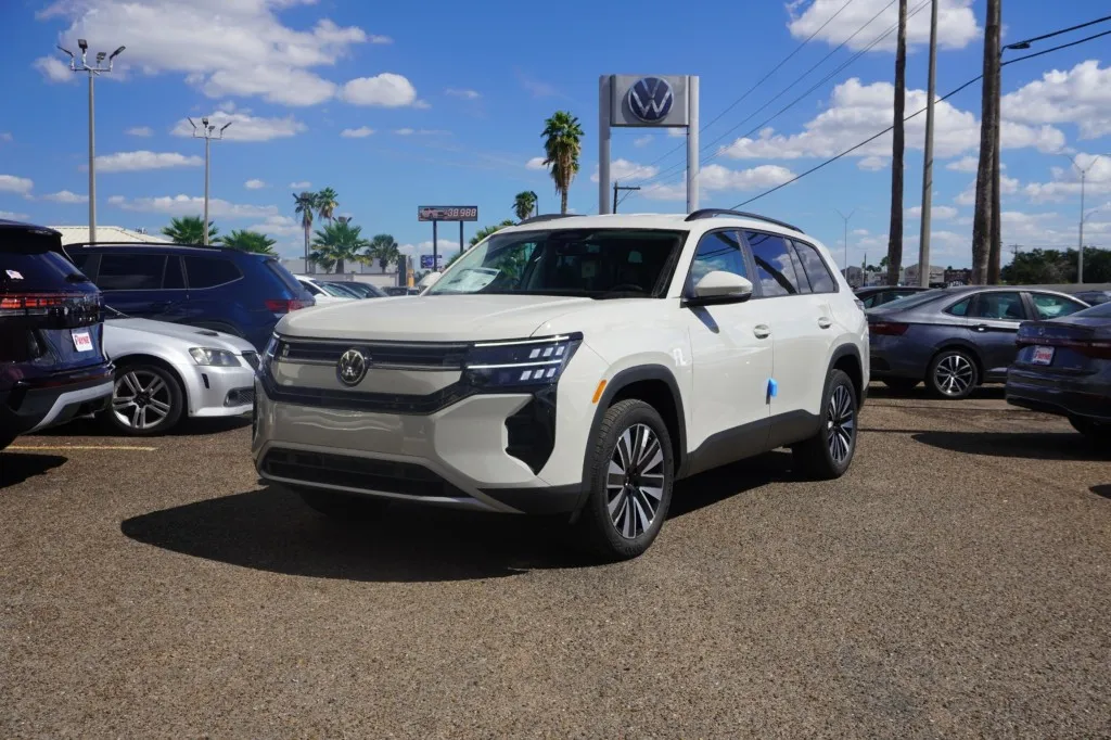 2027 Volkswagen Atlas SE w/Technology