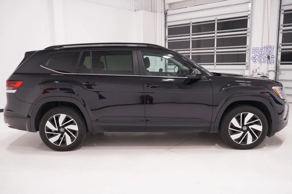 2025 Volkswagen Atlas 2.0T SE w/Technology 2025 Volkswagen Atlas 2.0T SE w/Technology