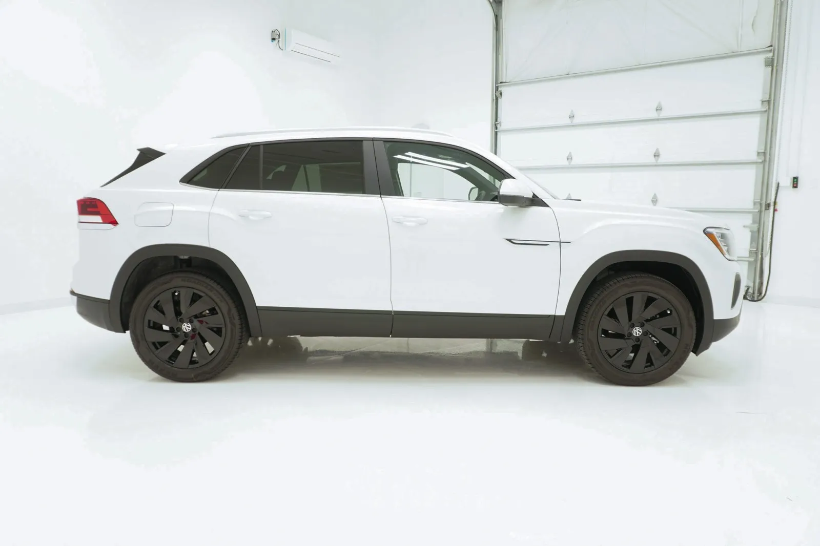 2026 Volkswagen Atlas Cross Sport 2.0T SE w/Technology 2026 Volkswagen Atlas Cross Sport 2.0T SE w/Technology