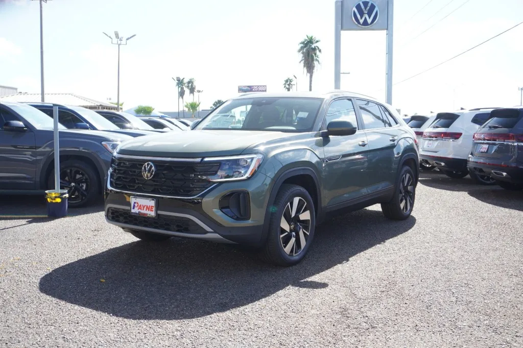 2026 Volkswagen Atlas Cross Sport 2.0T SE w/Technology