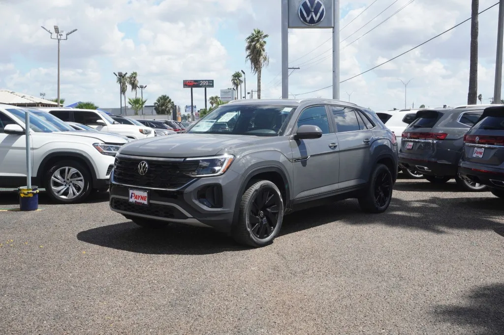2026 Volkswagen Atlas Cross Sport 2.0T SE w/Technology