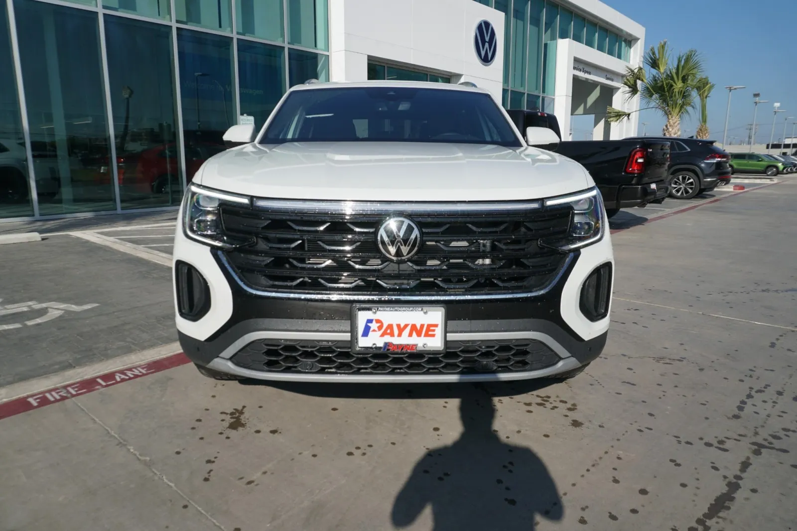 2026 Volkswagen Atlas Cross Sport 2.0T SE w/Technology