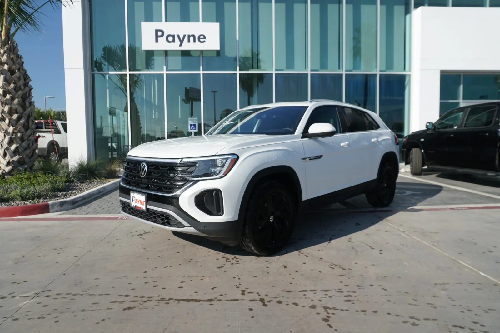 2026 Volkswagen Atlas Cross Sport 2.0T SE w/Technology