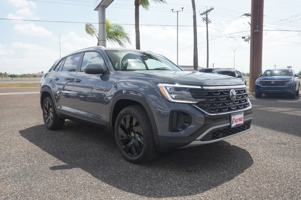 2026 Volkswagen Atlas Cross Sport 2.0T SE w/Technology