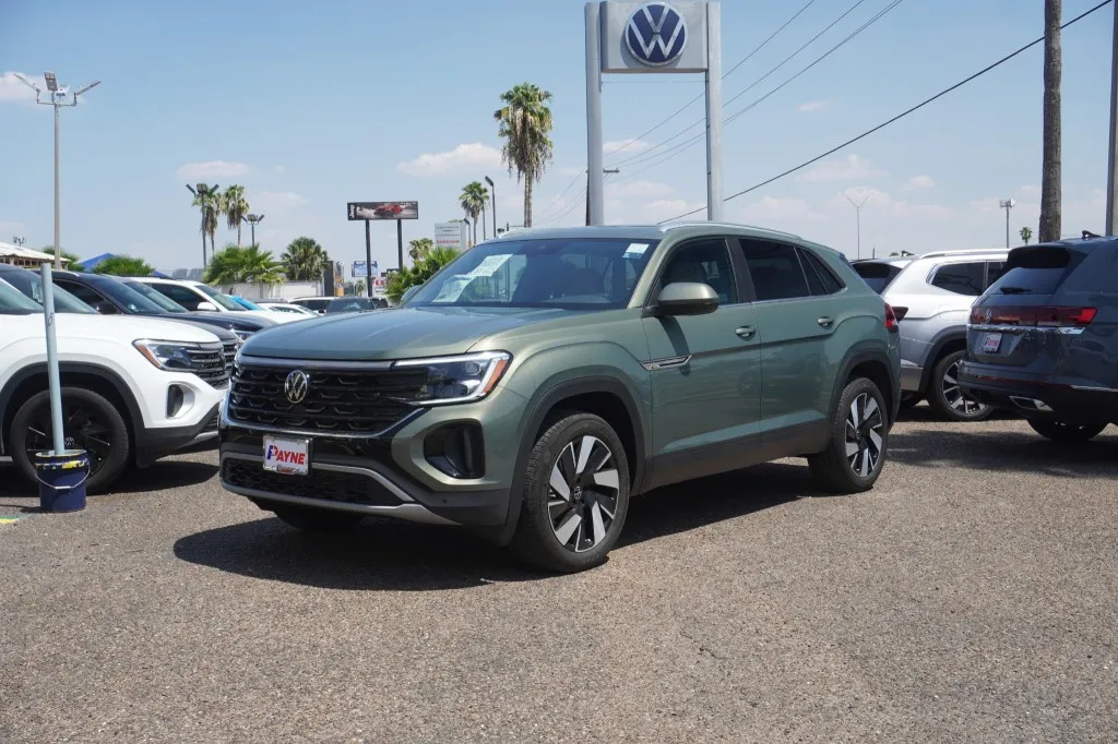2026 Volkswagen Atlas Cross Sport 2.0T SE w/Technology