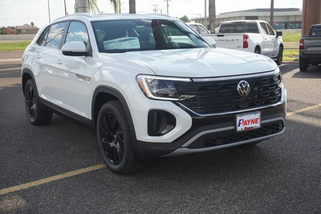 2026 Volkswagen Atlas Cross Sport 2.0T SE w/Technology