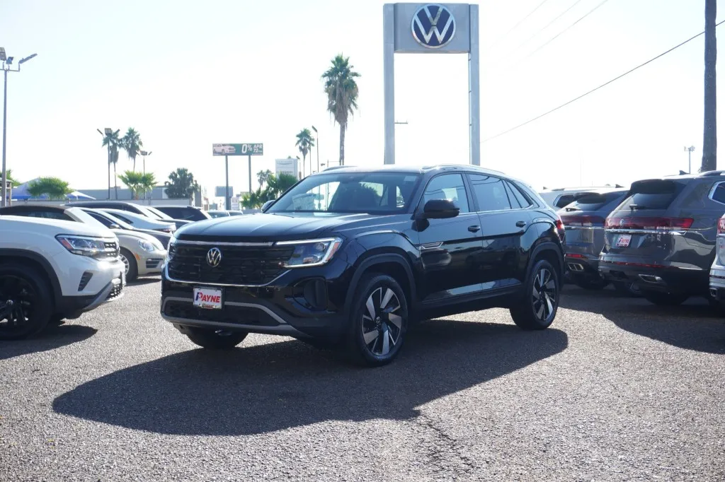 2026 Volkswagen Atlas Cross Sport 2.0T SE w/Technology