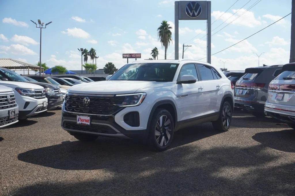 2026 Volkswagen Atlas Cross Sport 2.0T SE w/Technology