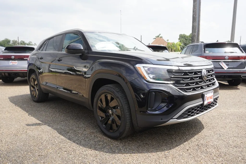 2026 Volkswagen Atlas Cross Sport 2.0T SE w/Technology