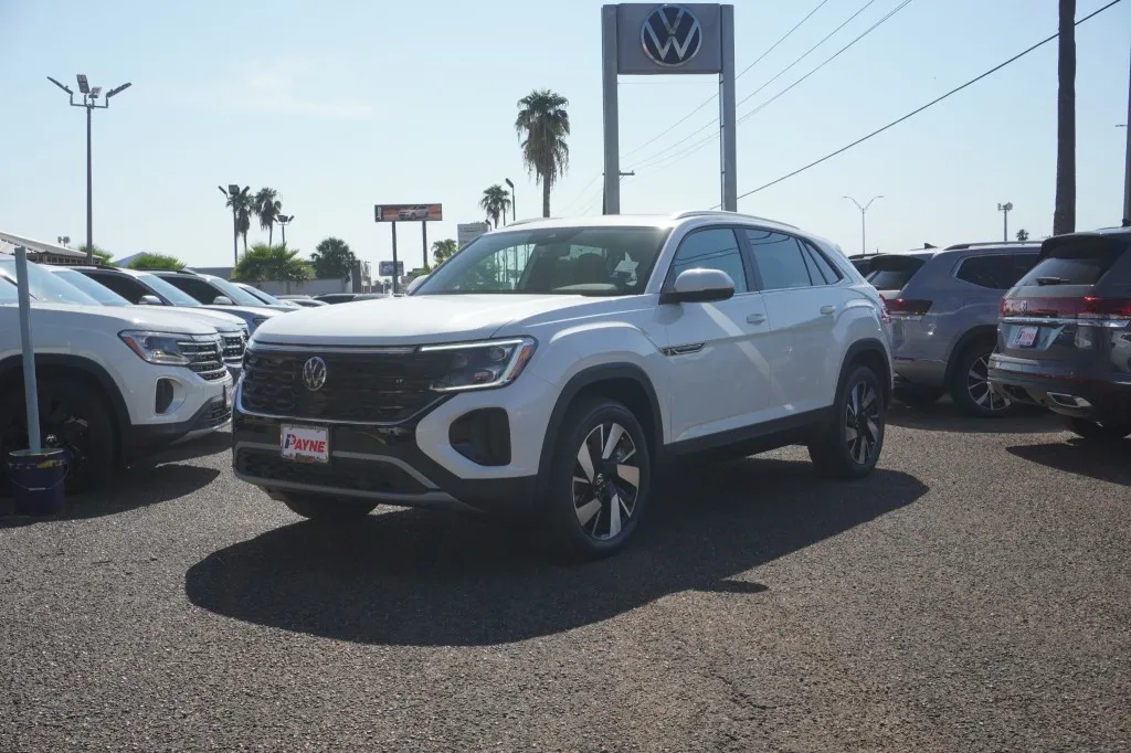2026 Volkswagen Atlas Cross Sport 2.0T SE w/Technology