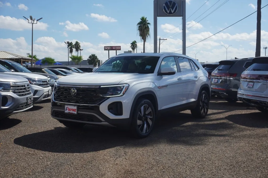 2026 Volkswagen Atlas Cross Sport 2.0T SE w/Technology
